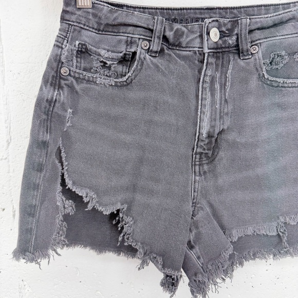Lot of 3 American Eagle Size 4 Mom High Rise Distressed Black Blue Jean Shorts - Picture 8 of 16